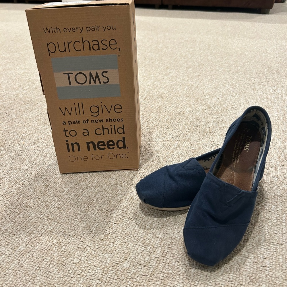 Toms Blue Canvas Slip On Flat Shoes Women's Size - Main Image